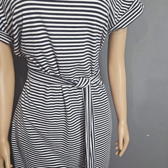 Elegant Striped Black and White Midi Dress - Picture 2 of 7